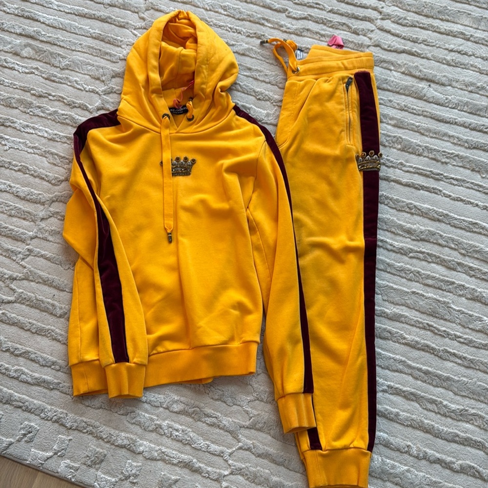 Men’s Dolce and Gabbana sweatsuit